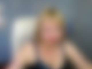 Live cam show with KiraSmiling - Hairy Pussy on CamSodaAdn