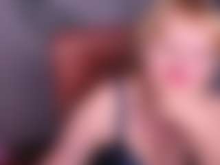 Live cam show with KiraSmiling - Facial on Camsoda