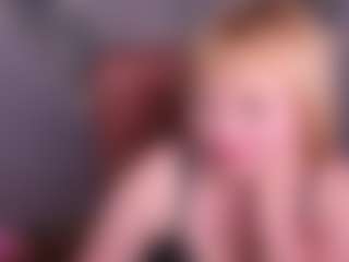 Live cam show with KiraSmiling - Granny BBW on Camsoda