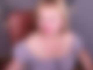 Live cam show with KiraSmiling - Blonde Hair College on Camsoda