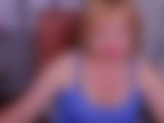Live cam show with KiraSmiling - Ride Torso on Camsoda