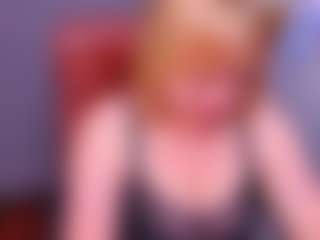 Live cam show with KiraSmiling - Facial on madthumbs