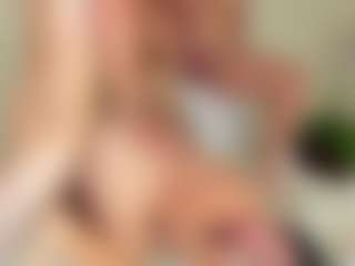 moschigirl's Live Sex Cam Show