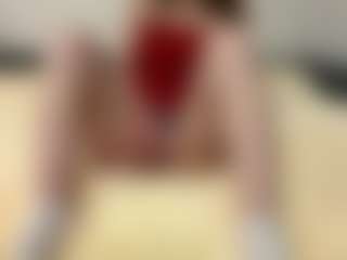 Live cam show with JaneyPense - Yoga on Milfs Live