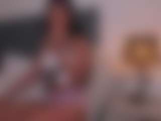 alanaromina's Live Sex Cam Show