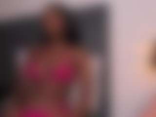 alanaromina's Live Sex Cam Show