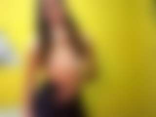 Live cam show with DanielaBaibak - Lesbian on CamSodaAdn