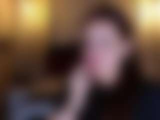 Live cam show with kathekitten - New MILF on Livezox
