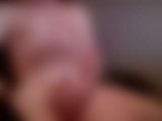 Kushbombz's Live Sex Cam Show