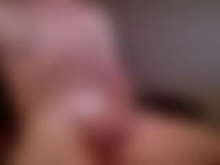 Kushbombz's Live Sex Cam Show