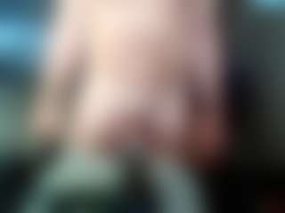 Kushbombz's Live Sex Cam Show