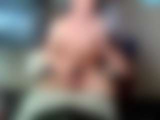 Kushbombz's Live Sex Cam Show