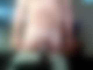 Kushbombz's Live Sex Cam Show