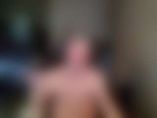 Kushbombz's Live Sex Cam Show