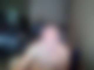 Kushbombz's Live Sex Cam Show