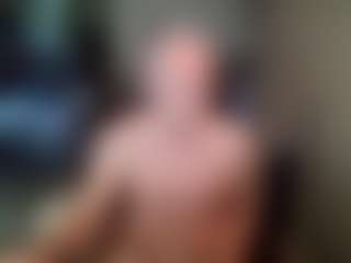 Kushbombz's Live Sex Cam Show