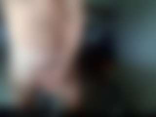 Kushbombz's Live Sex Cam Show