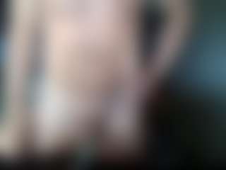 Kushbombz's Live Sex Cam Show