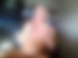 Kushbombz's Live Sex Cam Show