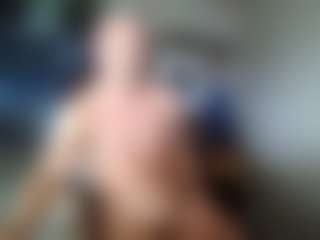Kushbombz's Live Sex Cam Show