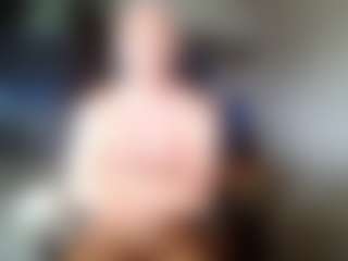 Kushbombz's Live Sex Cam Show