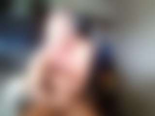 Kushbombz's Live Sex Cam Show