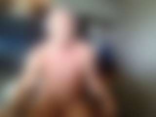 Kushbombz's Live Sex Cam Show