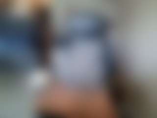 Kushbombz's Live Sex Cam Show