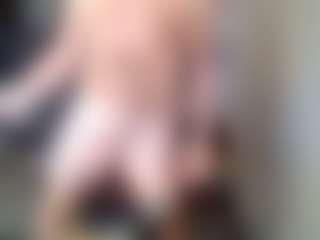Kushbombz's Live Sex Cam Show