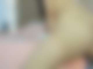 Live cam show with mahyolen - Athletic on Milfs Live