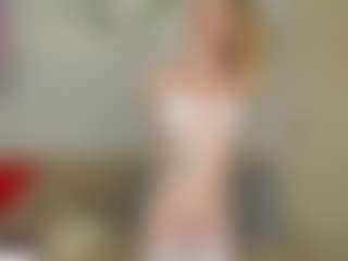 Annabella's Live Sex Cam Show