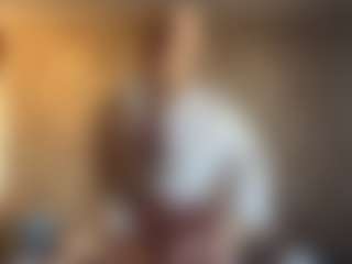 DeliaButkowski's Live Sex Cam Show