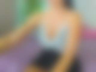 Live cam show with Eva-luxx - Striptease MILF on Camsoda