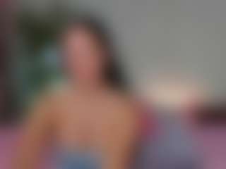 Live cam show with Eva-luxx - Big Tits on SquirtSoMuch