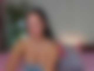 Live cam show with Eva-luxx - Big Tits on sexylivex.com