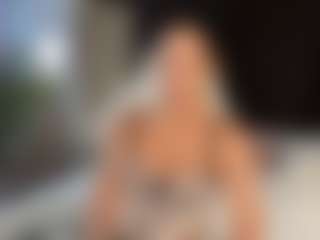 Spettacolo in cam dal vivo con Eva-luxx - Athletic Fetish su Camsoda