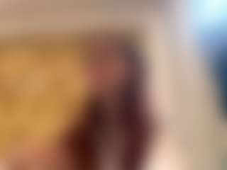 Live cam show with GlaydsDibiasi - Amateur Brown Hair on xxxlivecams.org