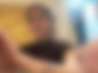 GlaydsDibiasi's Live Sex Cam Show
