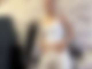 Live cam show with Eve - Green Eyes on Uber Horny