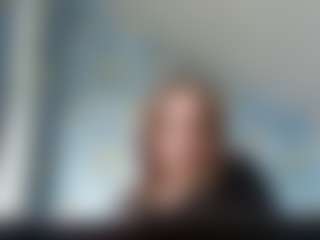 Live cam show with Lora - Moaning on madthumbs