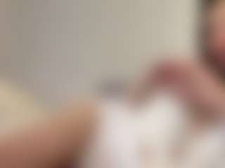 RosalineWainright's Live Sex Cam Show