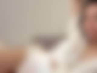 Live cam show with RosalineWainright - New Sexwebcam on LiveSexCams6