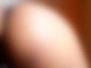 BelievableAunt's Live Sex Cam Show