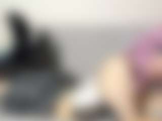 Live cam show with kumiho - Yoga MILF on Camsoda