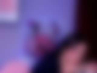 larsonbeverly's Live Sex Cam Show