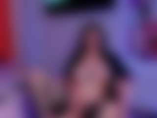larsonbeverly's Live Sex Cam Show