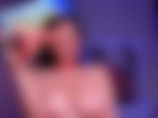 larsonbeverly's Live Sex Cam Show