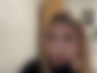 Mia's Live Sex Cam Show