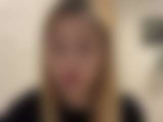 Mia's Live Sex Cam Show