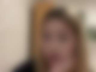 Mia's Live Sex Cam Show